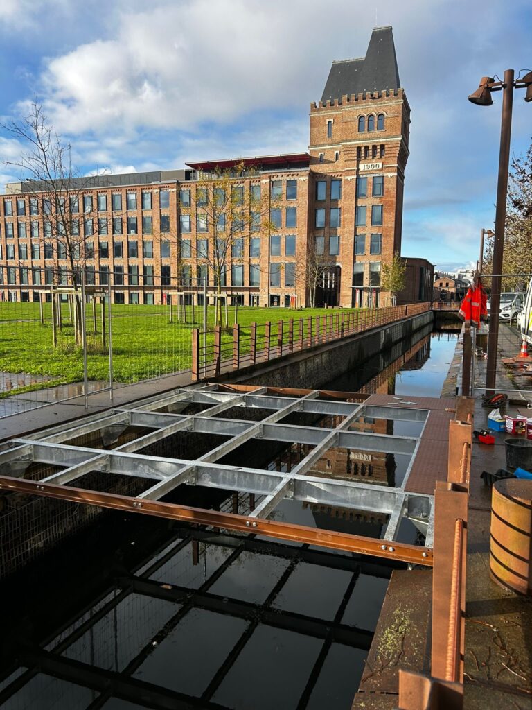 f53fa524-b5f0-4352-9efc-3326806c0f6c